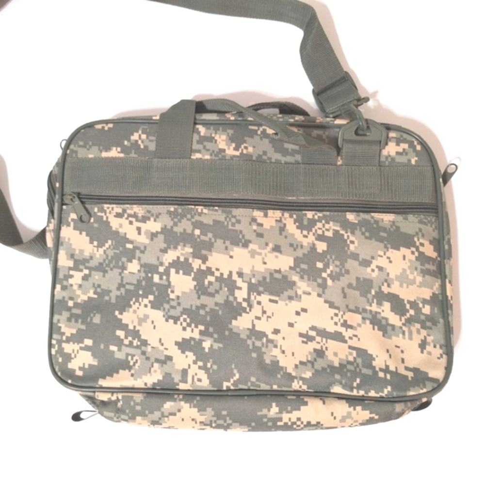Unisex Flying Circle Digital Camo Laptop Bag